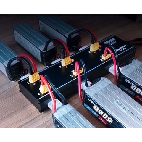 Зарядний хаб SkyRC G630, #SK-600124-01 Прев'ю 2